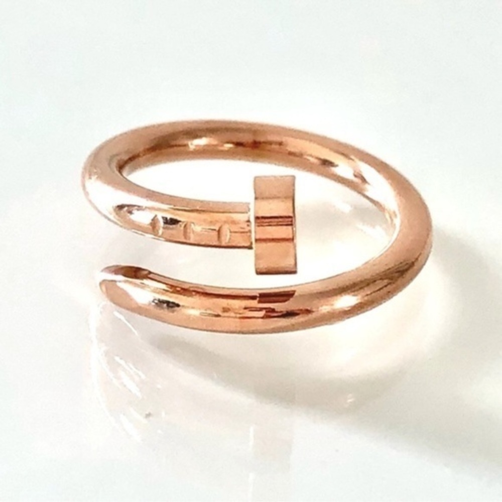 Generic Stainless Steel Screw Nail Ring in Rose Gold